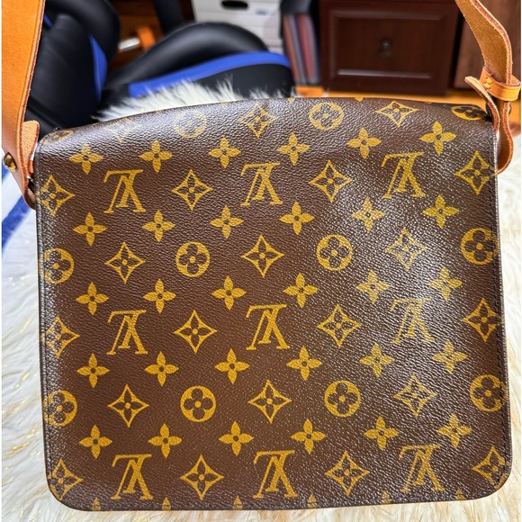 Louis Vuitton GM Cartouchiere sling Crossbag bag only - Picture 11 of 16